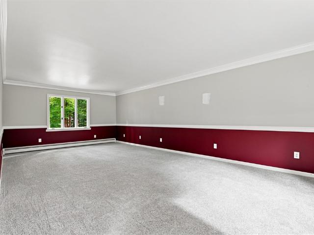 208 Lynwood Dr