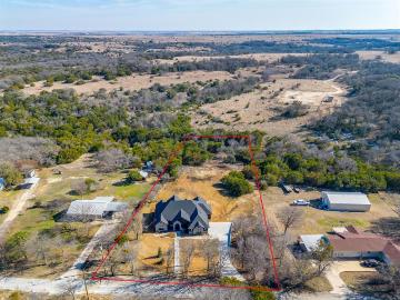 208 Mountain Ridge N, Cresson, TX 76035 | MLS #21268