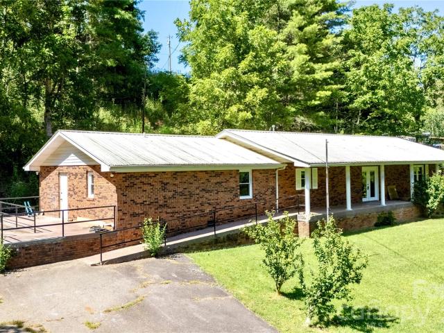 208 Murdock Rd, Bakersville, NC 28705 | MLS #4315