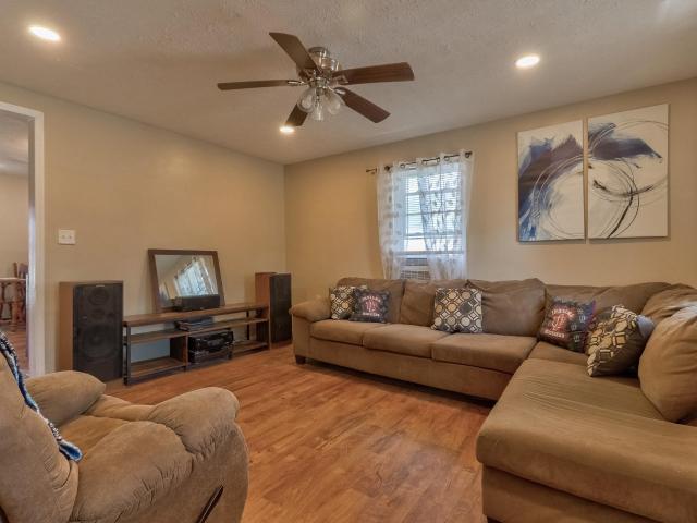 208 N 4th Street