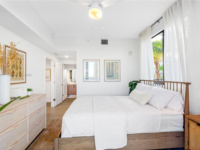 208 N Federal Hwy, Unit PH823, Pompano Beach, FL 33062 | MLS #A11993