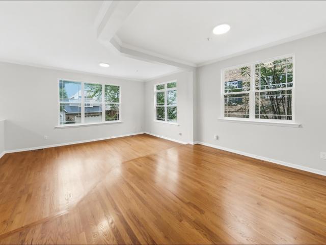 208 Napa Valley Way