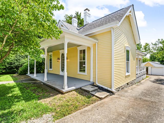 208 S Winter Street