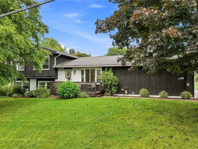 208 Snyder Hill Rd, Ithaca, NY 14850
