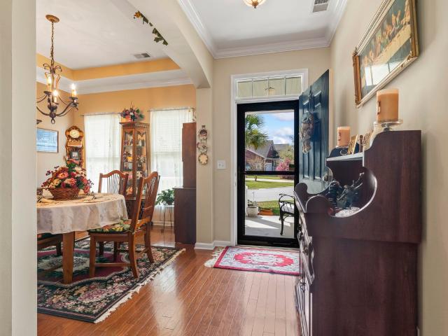 208 Simplicity Dr