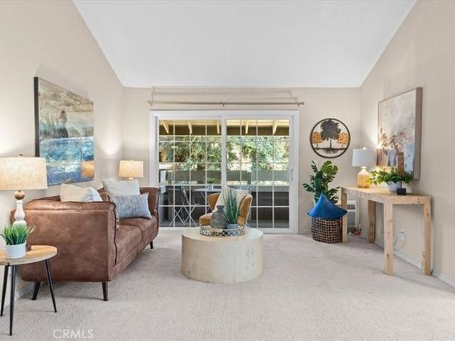 208 Springview, Irvine, CA 92620