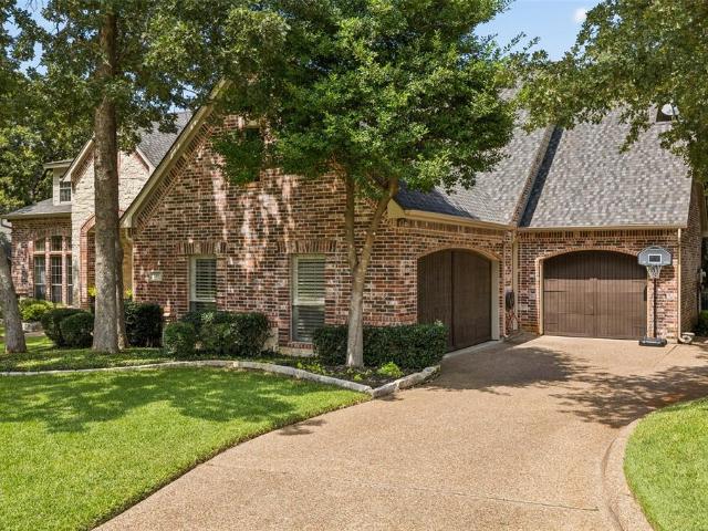 208 Polo Trail