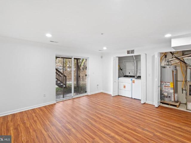 208 Persimmon Circle