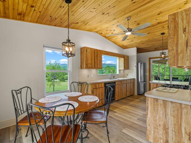 208 Quail Ridge Trail