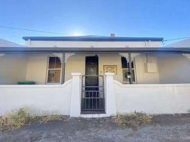 208 Rowe Street, Broken Hill, NSW 2880