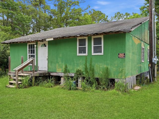 208 Rae Lane