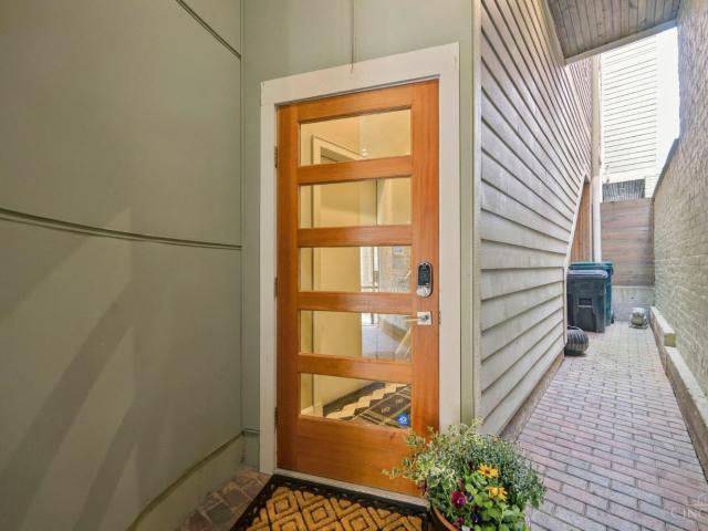208 Wade Street