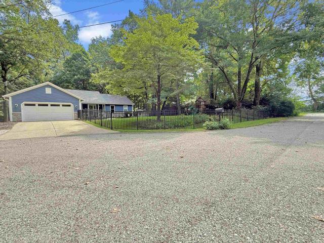208 Wildwood Court