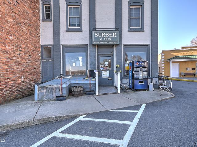 208 Town Square Street