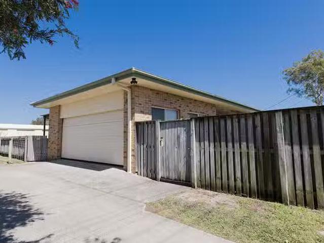 208 Yamba Road, Yamba, NSW 2464