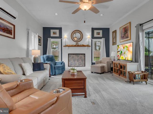 208 Yellow Brick Court
