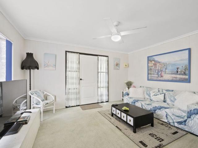 208A La Trobe Street, Redan