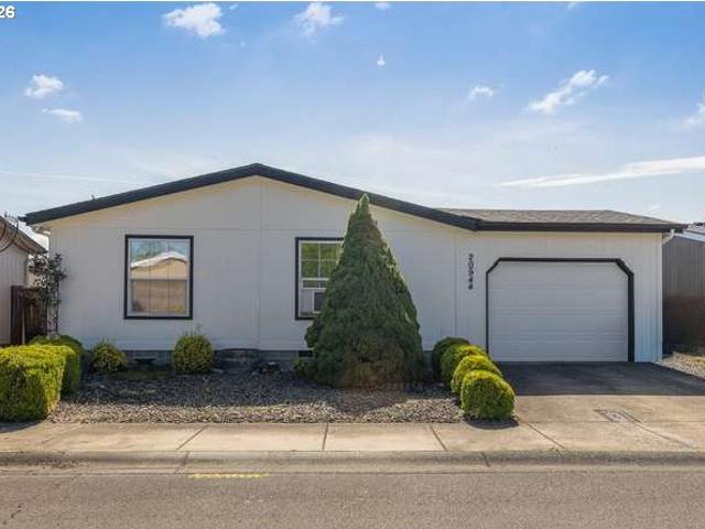 20944 ne brentwood ct