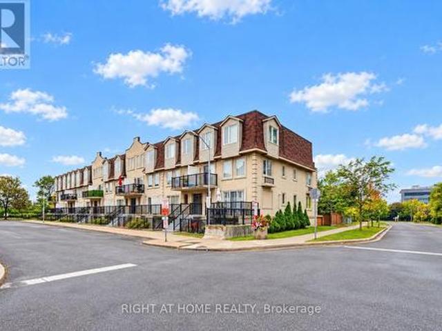 2095 55 George Appleton Way, Toronto, ON, M3M 0A2 townhouse for sale | Listing ID W13853 | Royal LePage