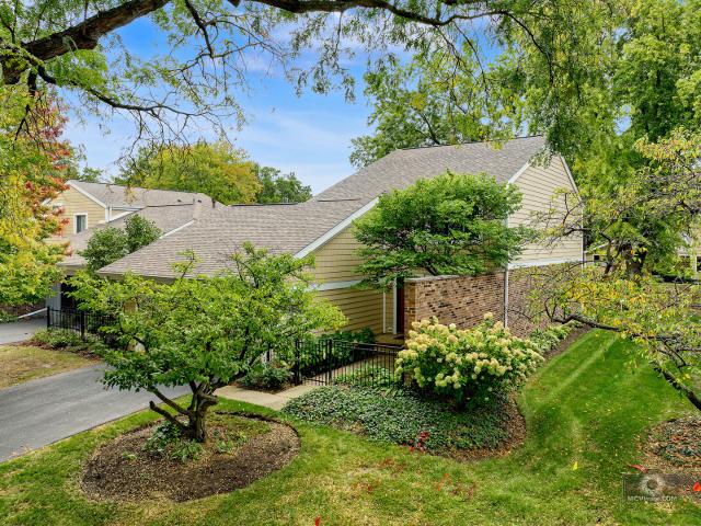 2098 Creekside Drive