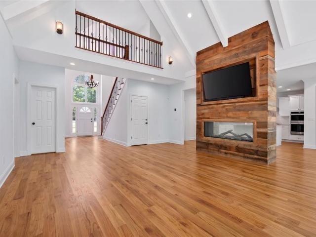 2090 Double Creek Lane