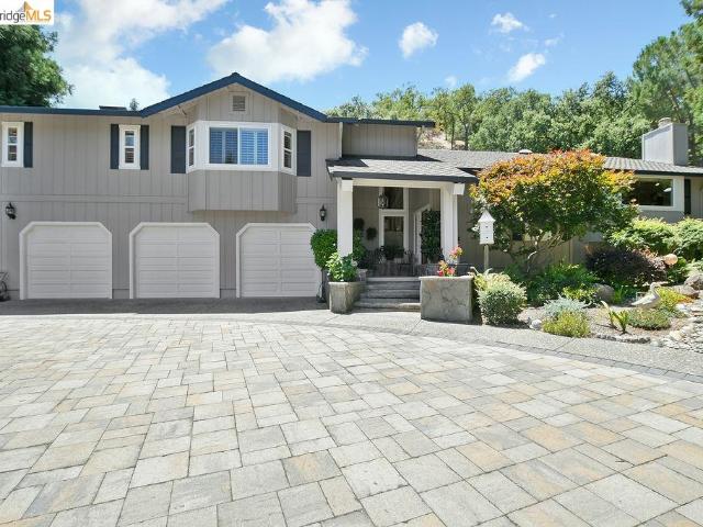 2090 Pebble Dr