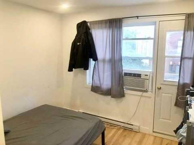 2090 Rue Wellington 2 Bedroom Apartment for Rent at 2090 Rue Wellington, Montréal, QC H3K 1W9 Le Sud Ouest