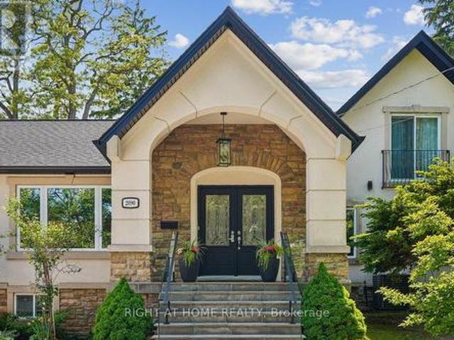 2090 Stonehouse Crescent, Mississauga, ON, L5H 3J1 house for sale | Listing ID W13777 | Royal LePage