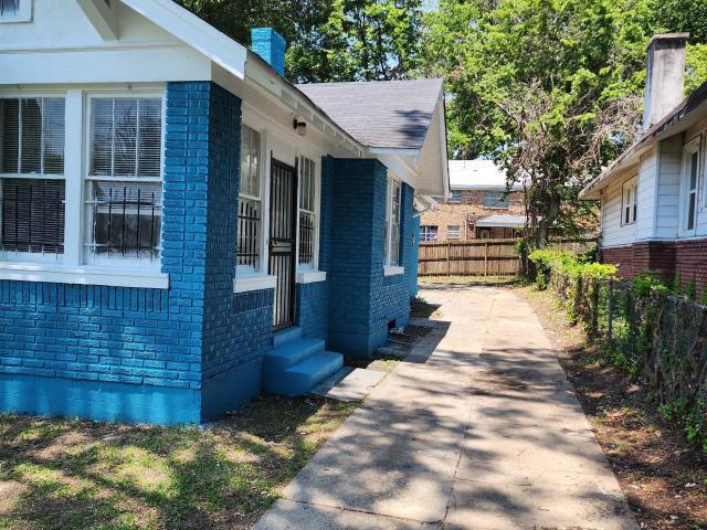 2092 e mclemore ave
