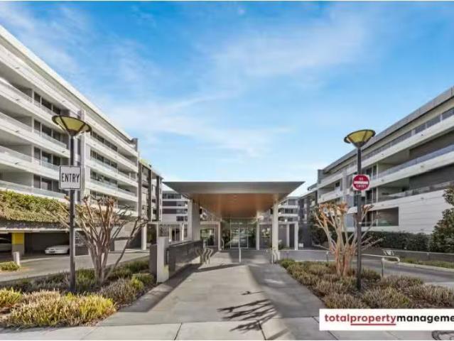 209/2 Grose Street, DEAKIN Apartment for rent Listed by Carly.