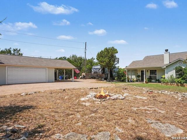 2092 Stallion Springs Dr