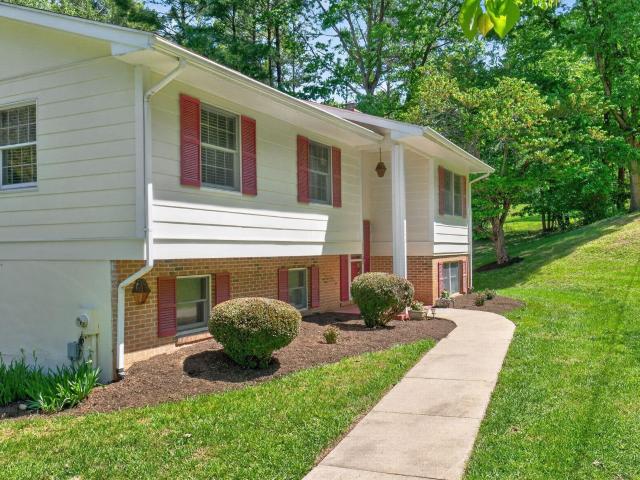 2092 Sulphur Mine Rd, Charlottesville, VA 22911 | MLS #676309