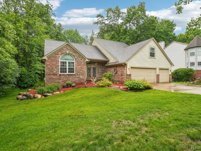 2093 Deer Run Trail