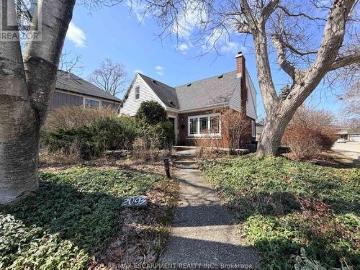 House for sale in Halton - Parking, Cellar