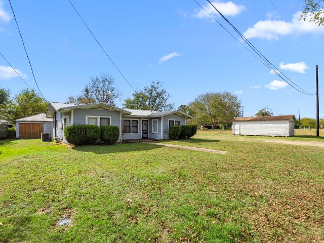 209 3rd Ave, Columbus, TX 78934 | MLS #37355