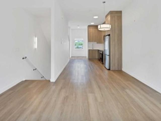 209 101 Panatella Square Nw, Calgary, AB, T3K 2R9 townhouse for sale | Listing ID A2337 | Royal LePage