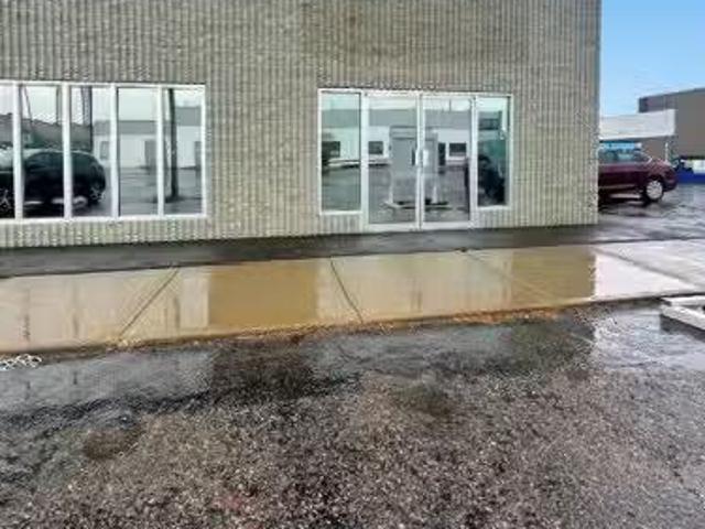 209 11 Street South, Lethbridge, AB, T1J 0E2 commercial for.