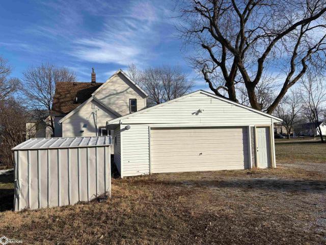 209 2nd Street SW