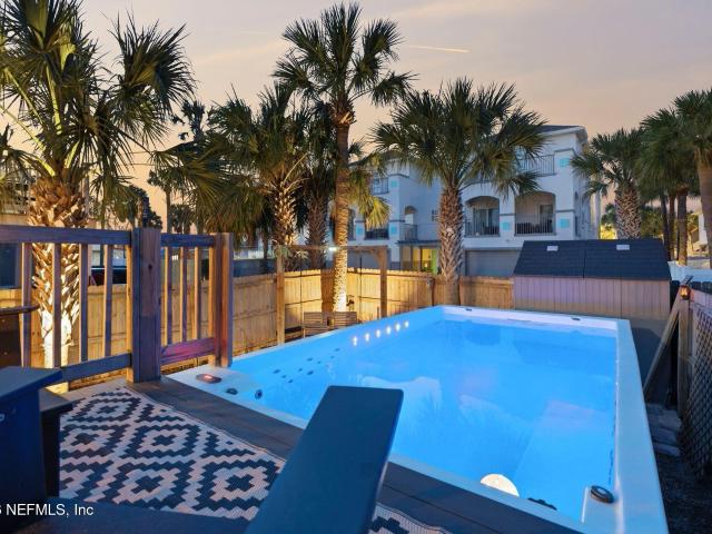 209 7th Ave S, Jacksonville Beach, FL 32250 | MLS #2138