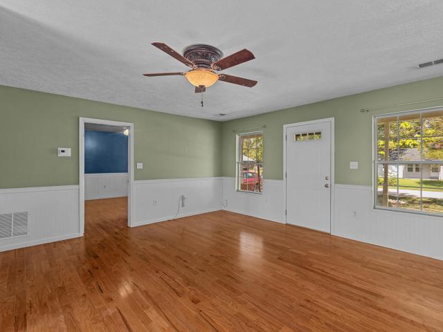 209 9th Avenue