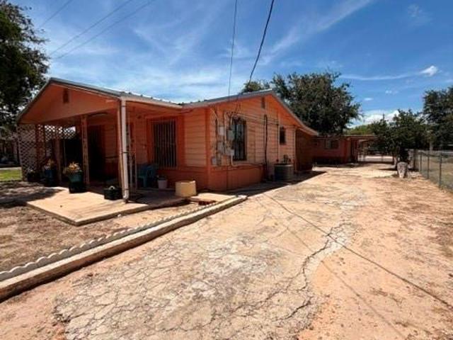 209 Cenizo Street