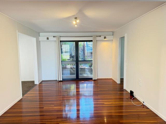 209 Chapel Hill Road, CHAPEL HILL, QLD 4069