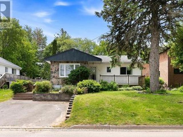 209 Cliff Road, Barrie, ON, L4N 3X5 house for sale | Listing ID S13845 | Royal LePage