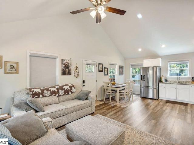 209 Crystal Lane