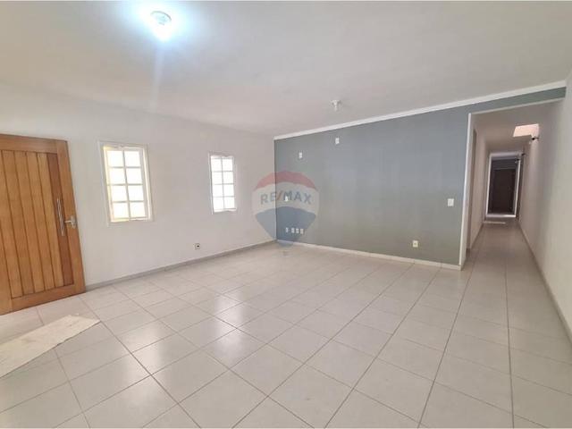 209 Área Útil Casa Alugar, 3 Dormitórios localizado em Rua das Lantanas, Jardim Estância Brasil, Atibaia, São Paulo, 12949 013 | Brasil