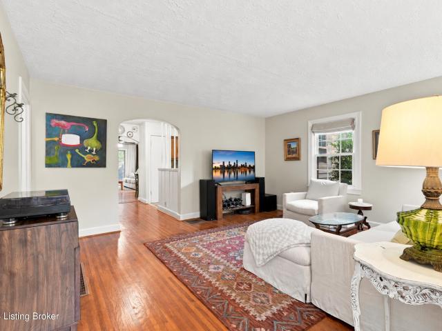 209 Bonner Ave