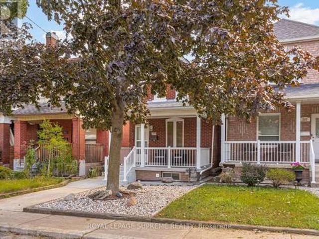 209 Boon Avenue, Toronto, ON, M6E 3Z7 house for sale | Listing ID W13690 | Royal LePage
