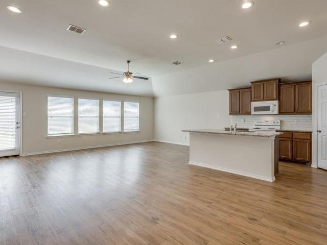 209 Balcones Drive