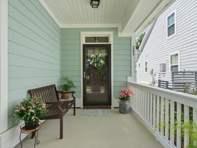 209 Blue Bonnet Street