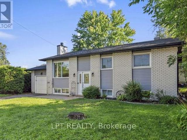 209 Bridge Street N, North Grenville, ON, K0G 1J0 house for sale | Listing ID X13645 | Royal LePage